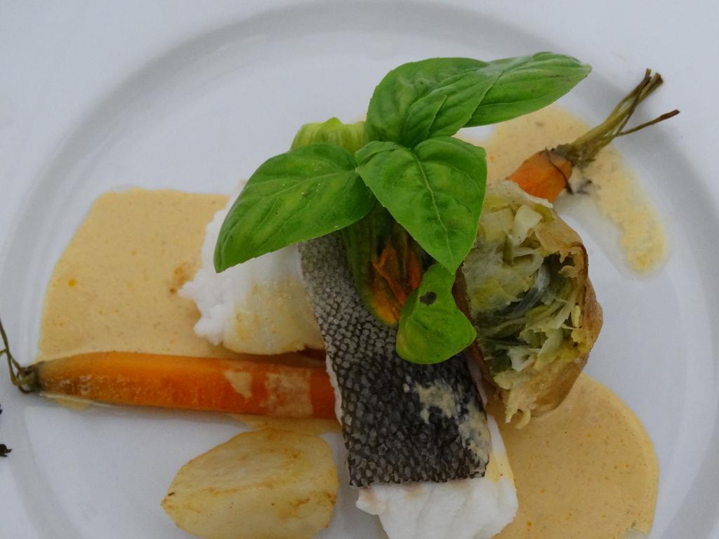 Hotel Restaurant L Echo Du Lac Gérardmer Εξωτερικό φωτογραφία