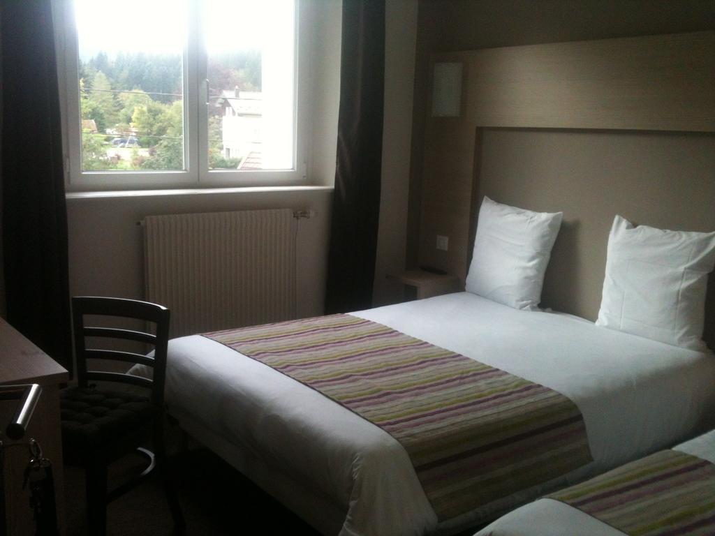 Hotel Restaurant L Echo Du Lac Gérardmer Δωμάτιο φωτογραφία