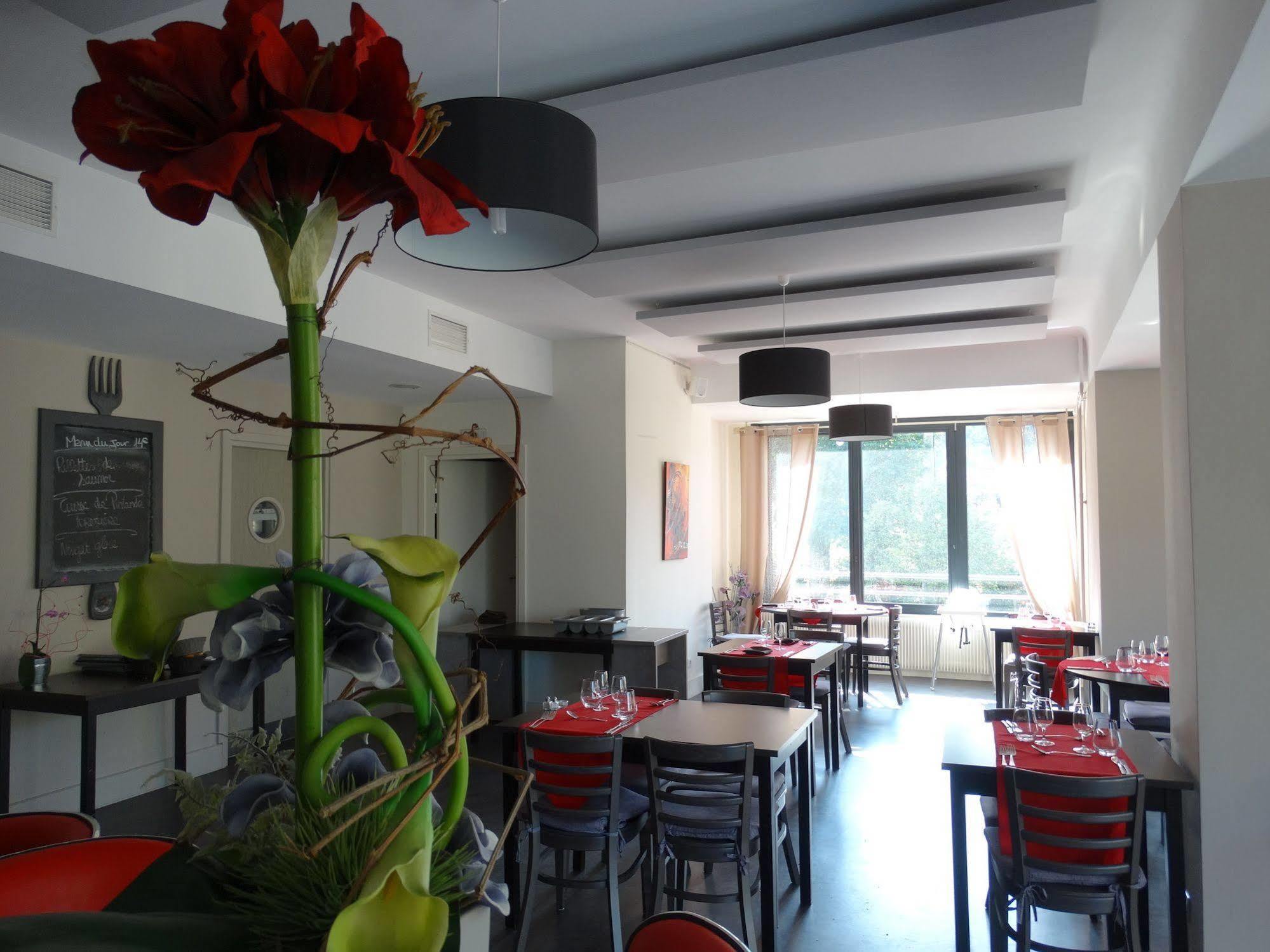 Hotel Restaurant L Echo Du Lac Gérardmer Εξωτερικό φωτογραφία