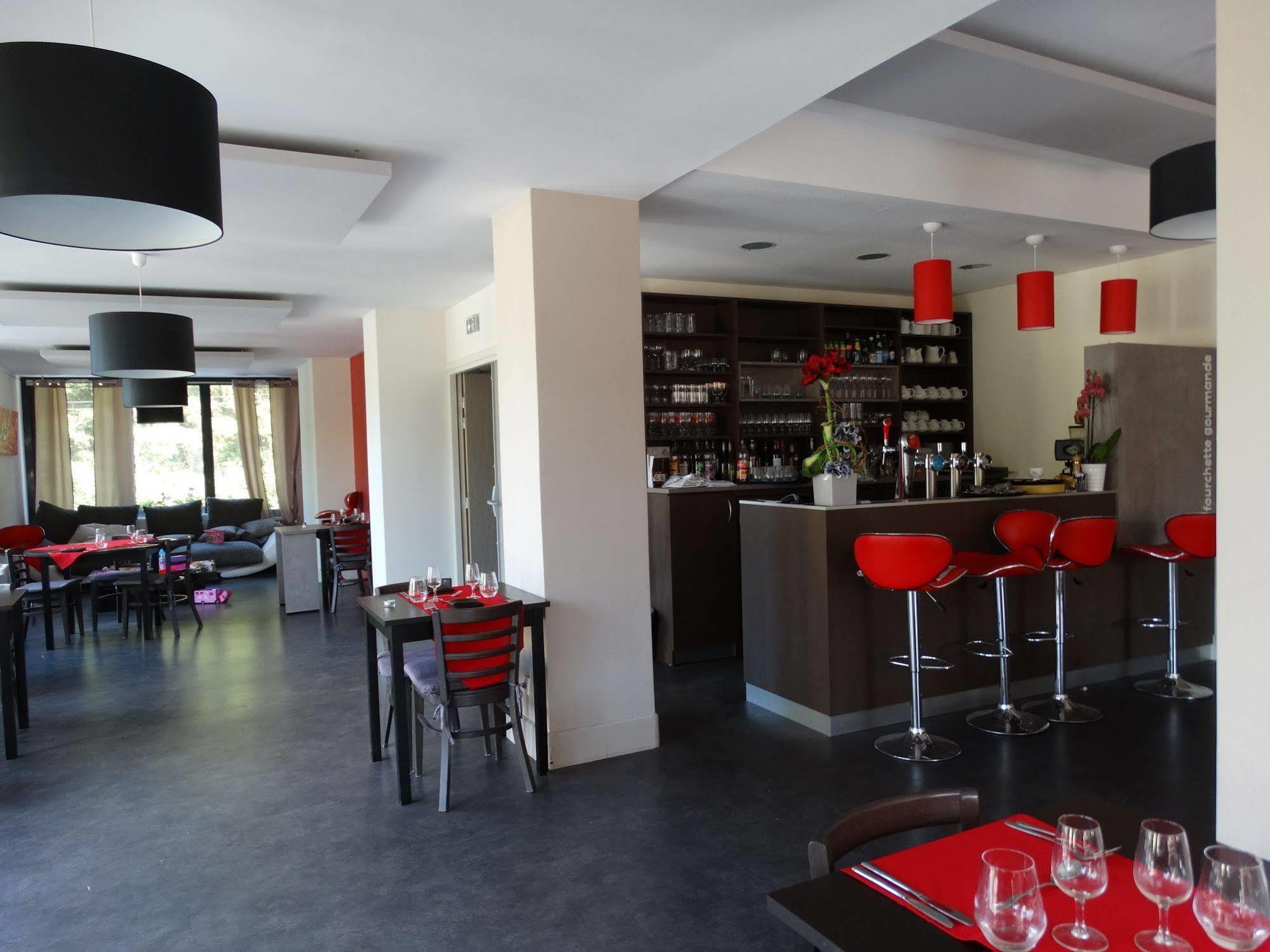 Hotel Restaurant L Echo Du Lac Gérardmer Εξωτερικό φωτογραφία